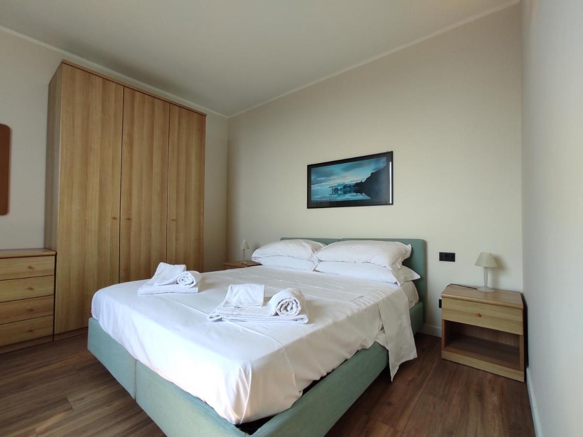 Genova Business Homes Extérieur photo