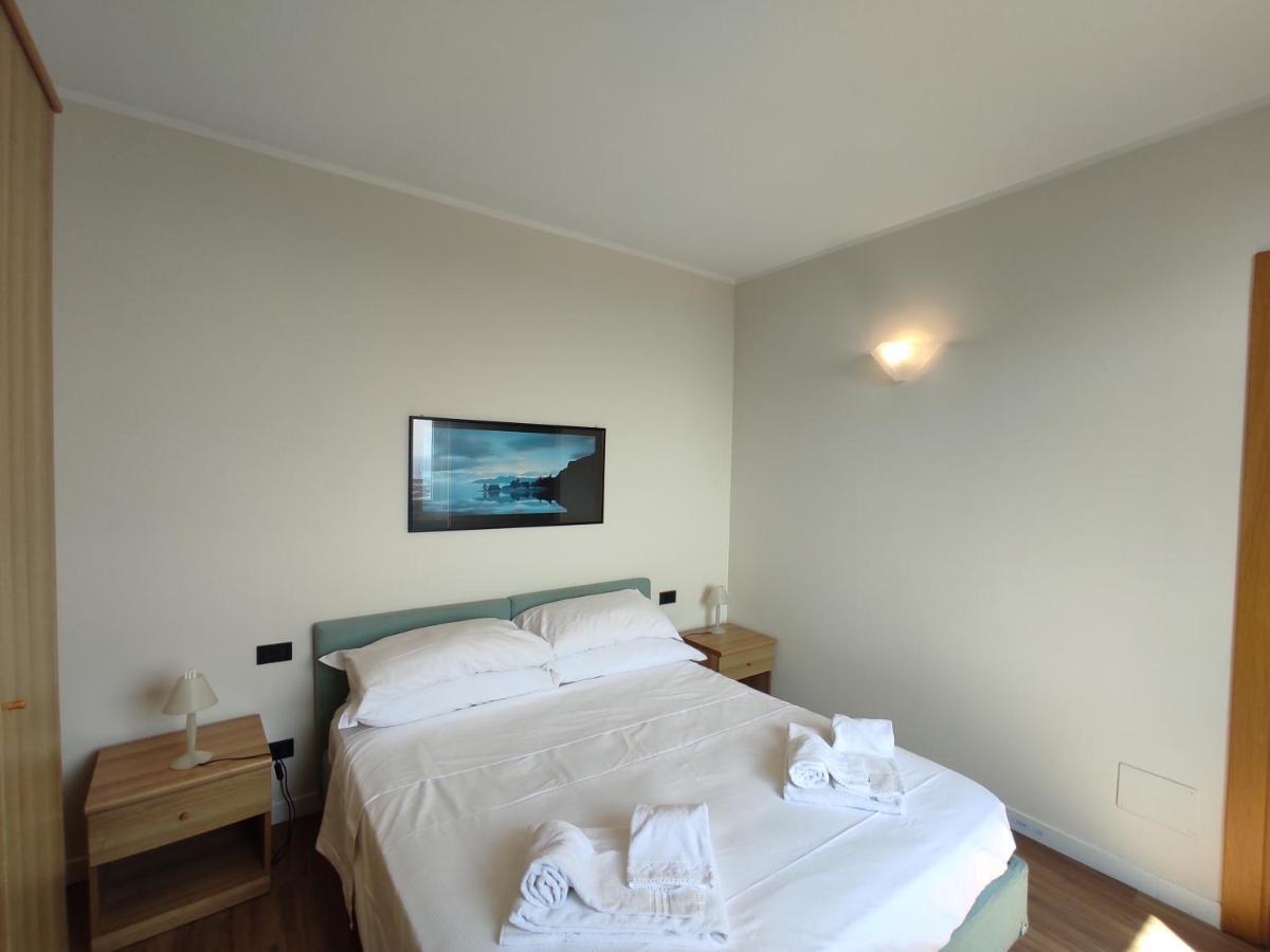 Genova Business Homes Extérieur photo