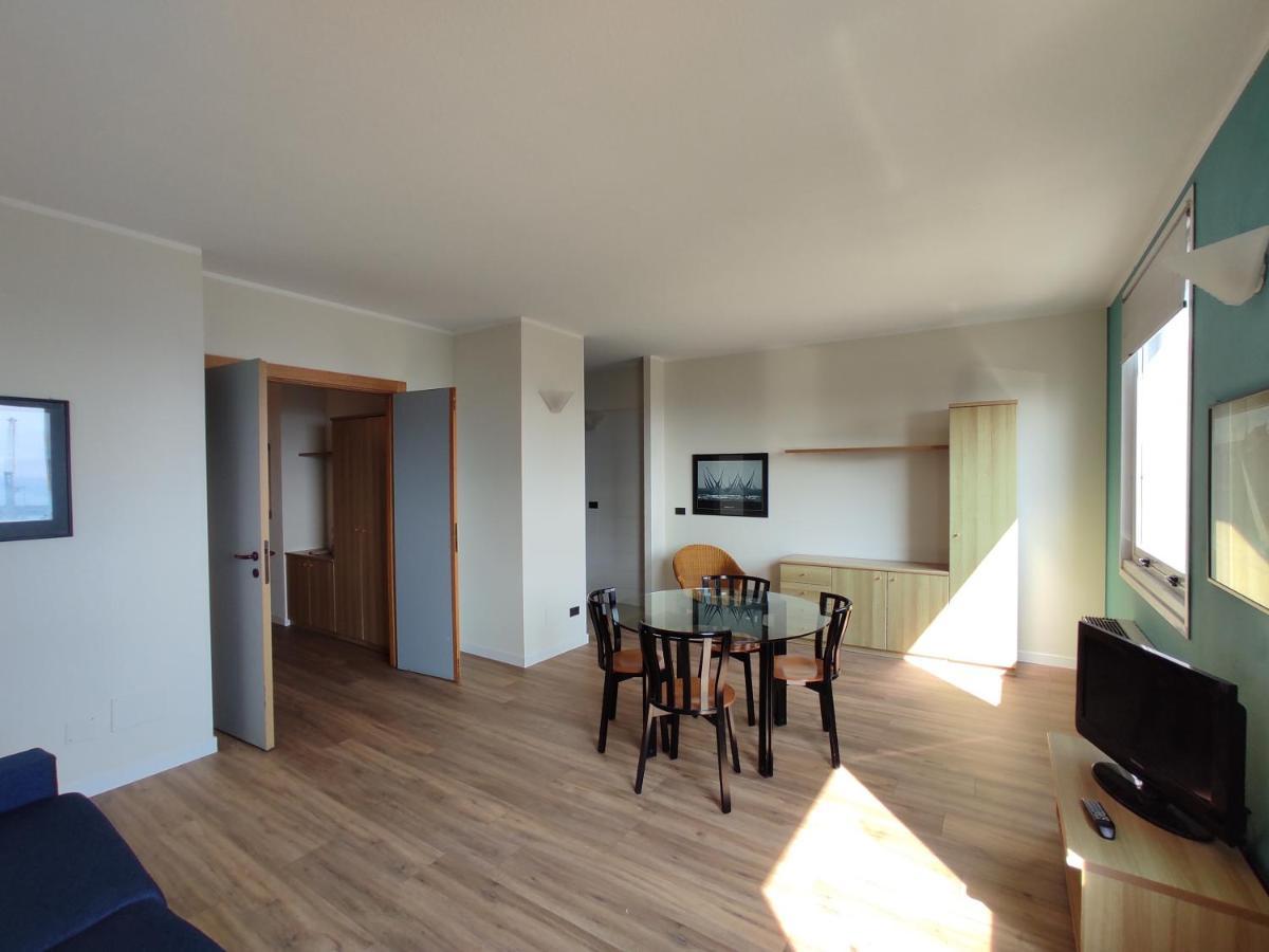 Genova Business Homes Extérieur photo