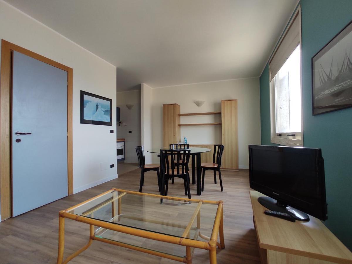 Genova Business Homes Extérieur photo